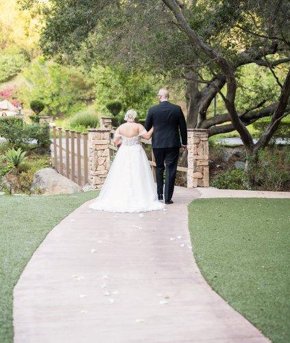 mobile - carousel-hero-element image-5