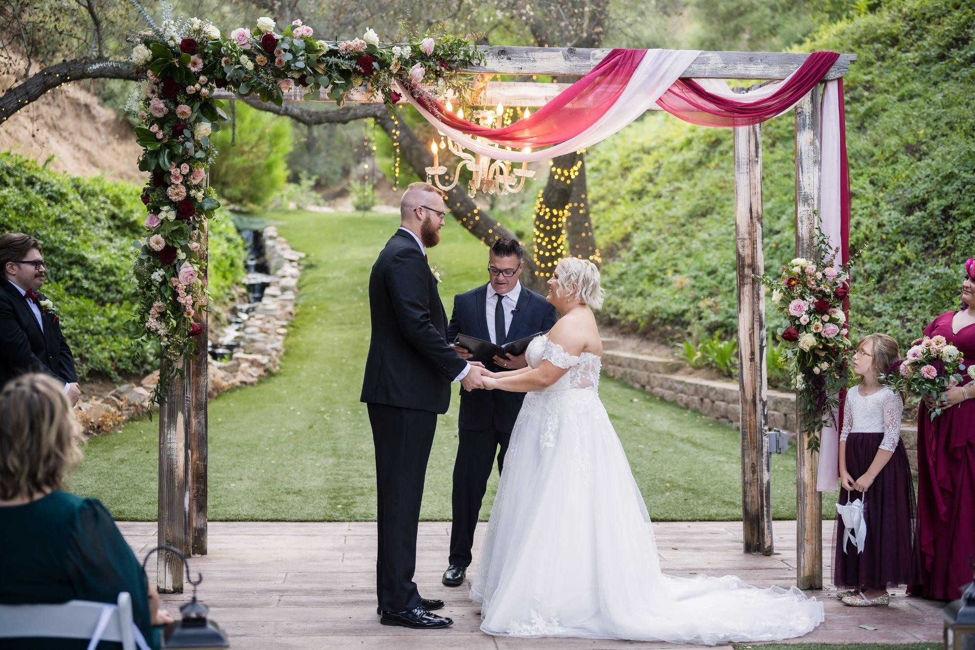 carousel-hero-element image-0